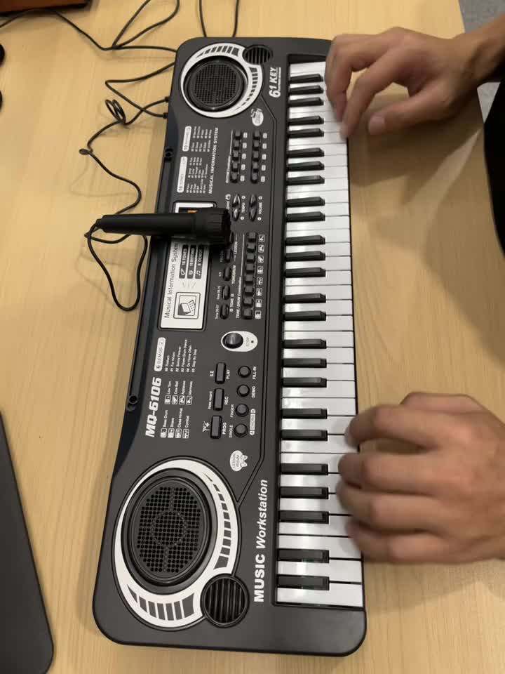 61-Key Keyboard Piano with Mic Music Book USB Plug-In Home Use